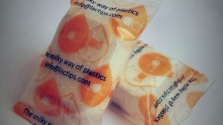 lactipscreatesedibleplasticpackagingfrommilkproteinstrictxxl-1492607392.jpg